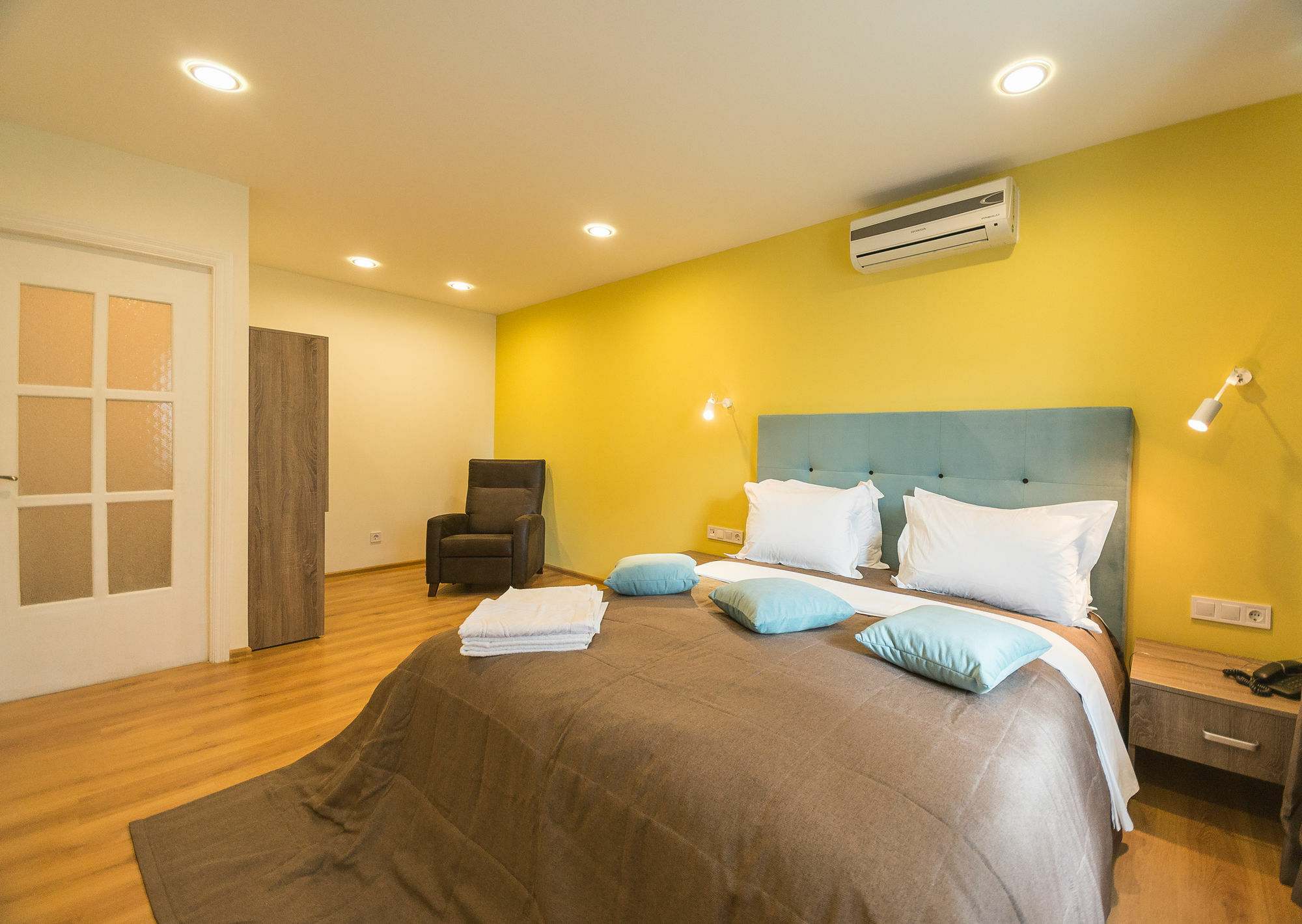 Aparthotel Partner 4*